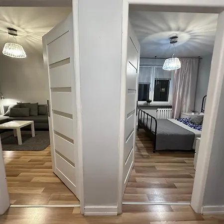 7centrum Cityaparthomeparking 바르샤바